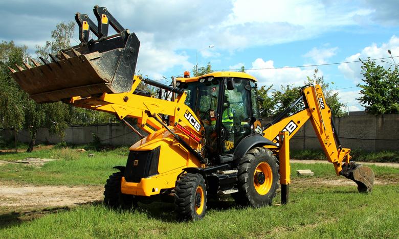 Аренда трактора JCB 3CX